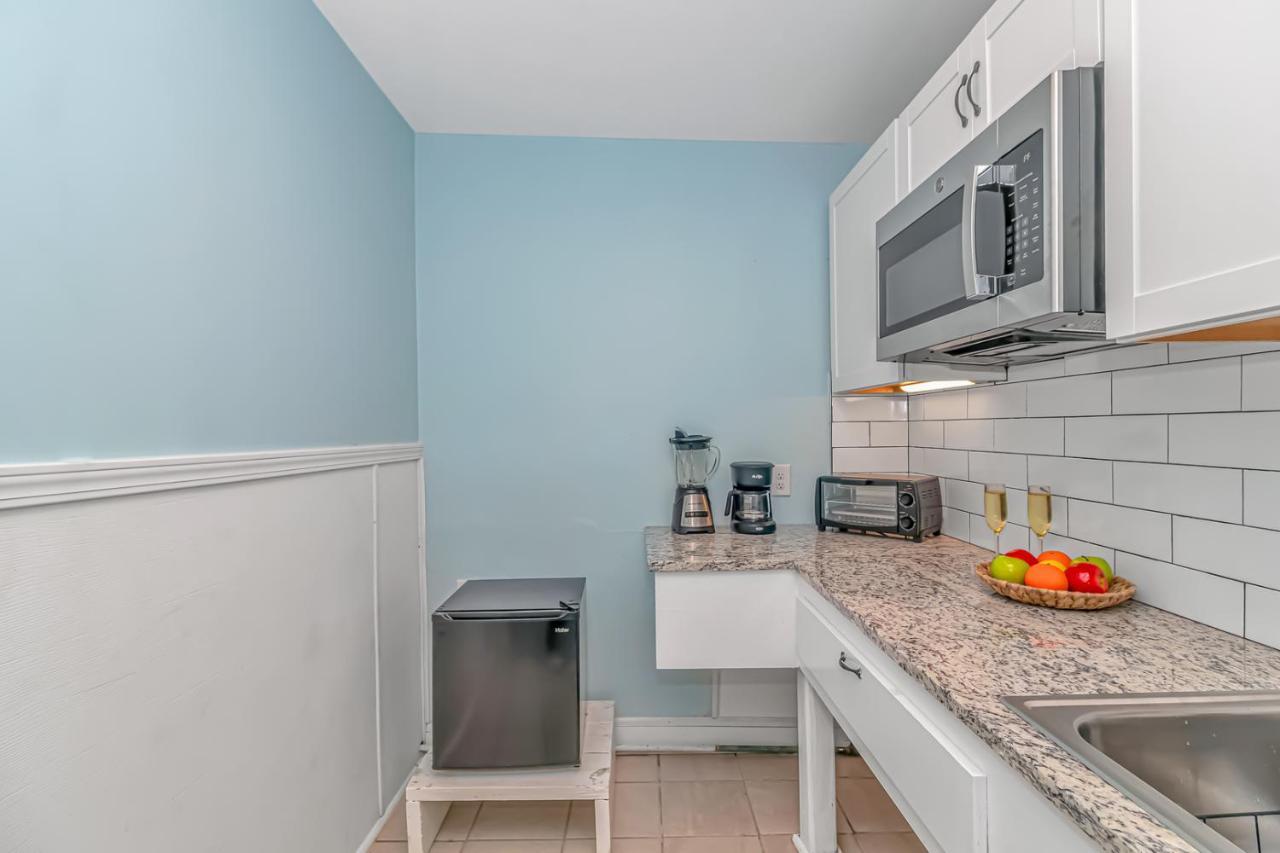 125 Atlantic Avenue Unit E - Pet Friendly! Walk To The Beach And Pier!1Br -1Ba - Sleeps 2-4 Guests! Myrtle Beach Exterior foto